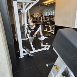 Equinox Brickell Heights - Talking or scrolling on phones and not working out as usual.