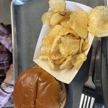 Desert Oak Barbecue - Pulled pork sandwich and chips - Barbeque Near Me - El Paso, Texas