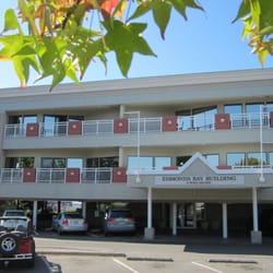Green Leaf Body & Mind - Edmonds Bay Building - front of building