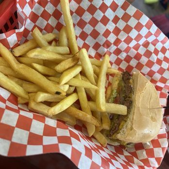 9er's Grill - Cheeseburger - American Near Me - Houston, Texas