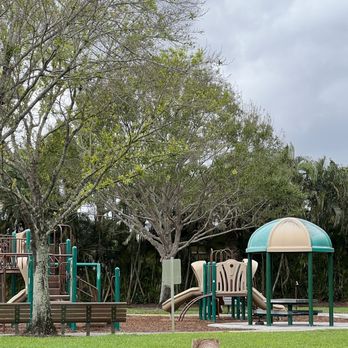 Old Trail Park - Parks Near Me - West Palm Beach, Florida Old Trail Park - Parks Near Me - West Palm Beach, Florida