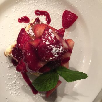 Becco - Strawberry cheesecake - Italian Near Me - New York, New York