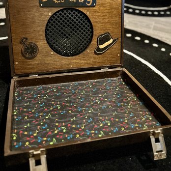 SawBox Music - The legendary beauty-school amp -- seriously, how cool is that! - Musical Instrument Services Near Me