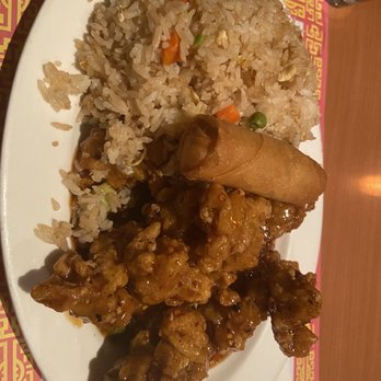 Chef Bo - I came here and got the 3. Orange Chicken Dinner Combo and the Hot and Sour Soup. - Chinese Near Me - Sacramento, California
