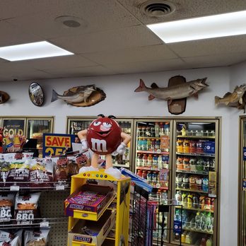 52 Pik-Up Marathon Convenience Mart - Check out the fish above the coolers - Gas Stations Near Me - Brookville, Indiana