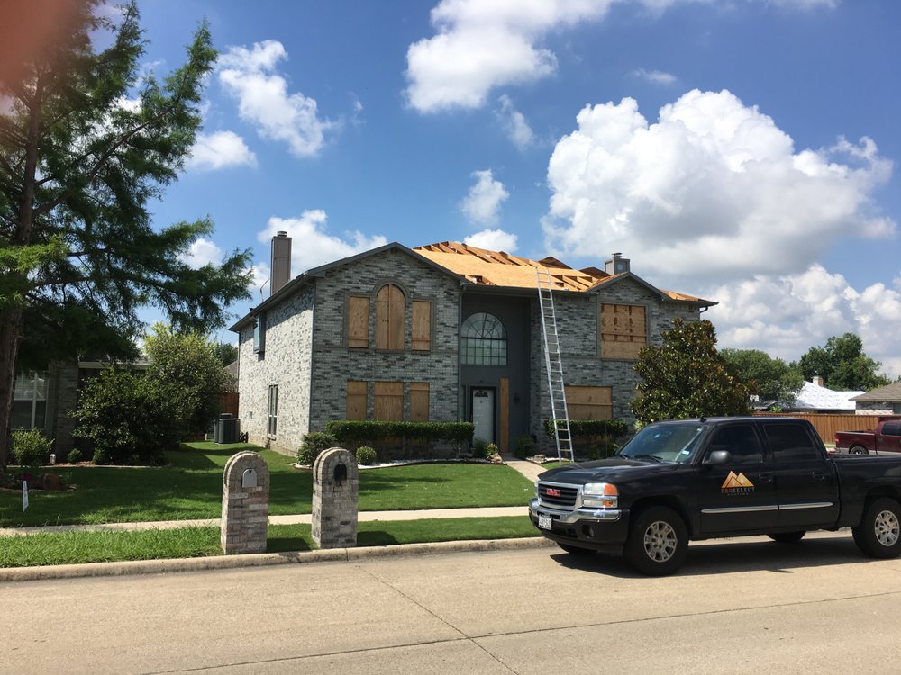 Slide of Pro Select Roofing