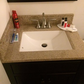 Howard Johnson by Wyndham Quincy - Perfect little sink - Hotels Near Me - Quincy, Massachusetts Howard Johnson by Wyndham Quincy - Perfect little sink - Hotels Near Me - Quincy, Massachusetts