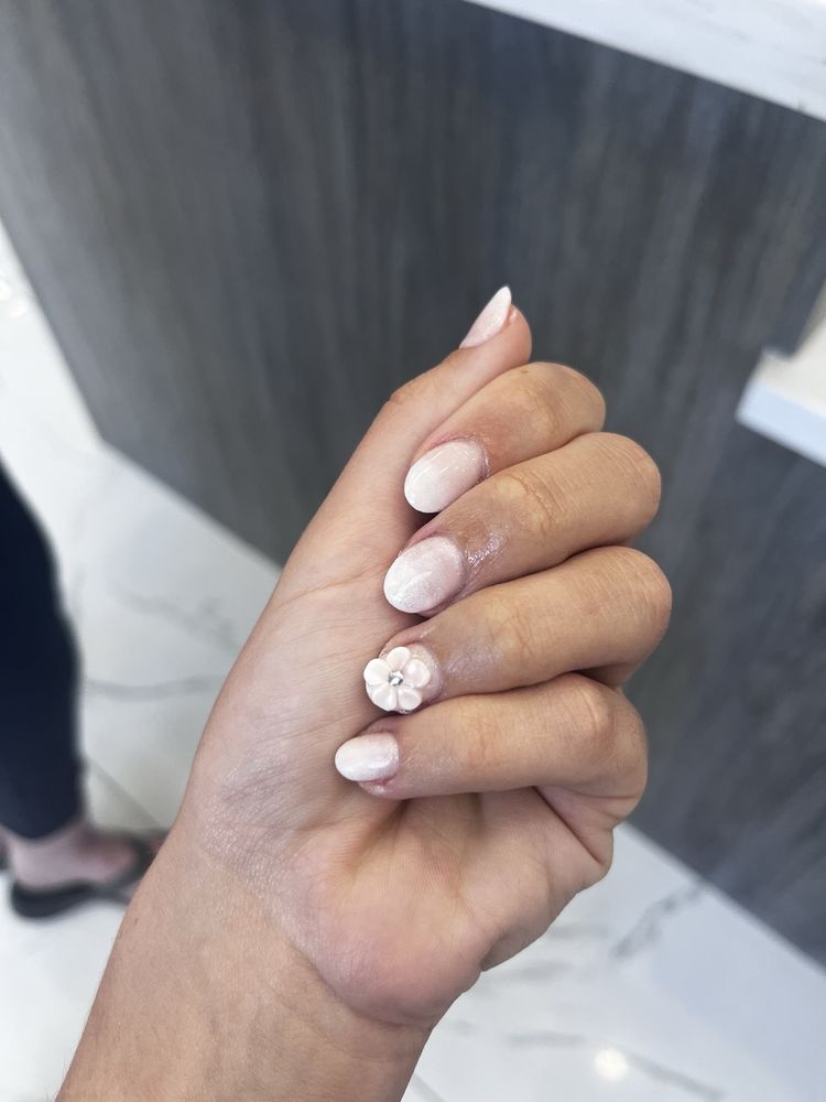 Greenfield Nails & Spa - Gilbert