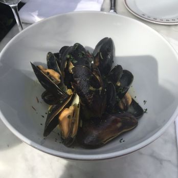 Bouchon - Garlic mussels - French Near Me - Yountville, California Bouchon - Garlic mussels - French Near Me - Yountville, California