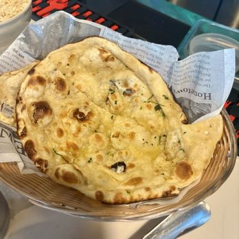 Electric Gravy Mumbai Bar & Canteen - Garlic butter naan - Indian Near Me - Austin, Texas