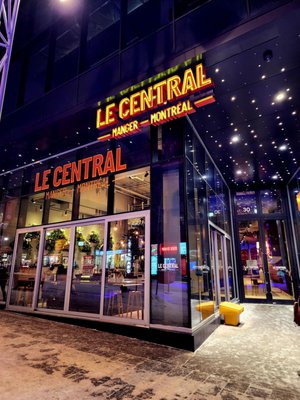 LE CENTRAL by null