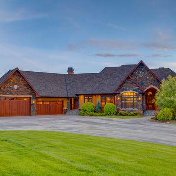 Jesse Sinclair - Real Broker - Luxurious, walk-out bungalow on 2 acre parcel in Morgan's Rise - Real Estate Agents Near Me - Calgary, Alberta Jesse Sinclair - Real Broker - Luxurious, walk-out bungalow on 2 acre parcel in Morgan's Rise - Real Estate Agents Near Me - Calgary, Alberta