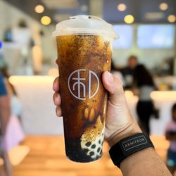 Harmony Tea Shoppe - Caramel Bubble Milk Black Tea with Oreo and Milk Foam