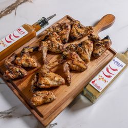 Grillado’s - 10 Whole Chicken WIngs