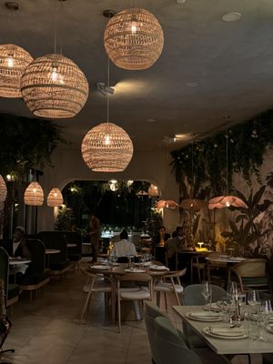 Verdure Kitchen & Cocktails by null