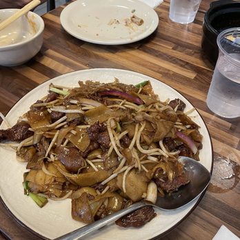 C & A Seafood - Beef flat noodles - Fruits & Veggies Near Me - Plano, Texas C & A Seafood - Beef flat noodles - Fruits & Veggies Near Me - Plano, Texas