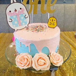 Safeway - Cake by Safeway bakery department in color/style requested! So pretty I almost didn't want to to be cut and eaten lol
