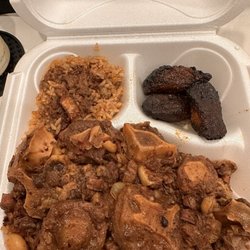 Da Blue Lagoon: Jamaican Kitchen - Oxtail, Rice and Peas, and Fried Plantains