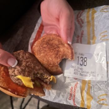 McDonald's - Asked for extra onions and got no onions. - Fast Food Near Me - Kincardine, Ontario McDonald's - Asked for extra onions and got no onions. - Fast Food Near Me - Kincardine, Ontario