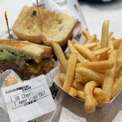 Habit Burger & Grill - Sb char double meal