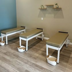 Zenyth Chiropractic - Traction tables