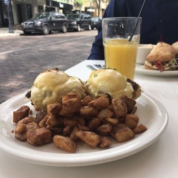 Briarpatch Restaurant - Blue Crab Cakes Eggs Benedict with home fries - American Near Me - Winter Park, Florida Briarpatch Restaurant - Blue Crab Cakes Eggs Benedict with home fries - American Near Me - Winter Park, Florida