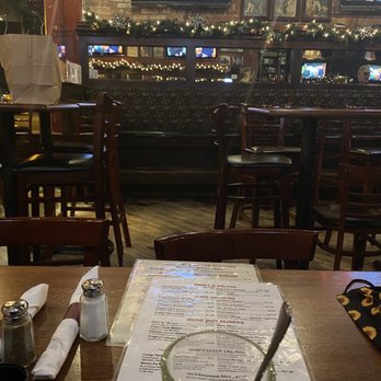 Donovan's - Inside - American Near Me - Norwalk, Connecticut