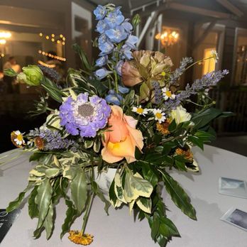 Flowers Fresco - Florists Near Me - Crockett, California