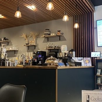 Zensia - Coffee & Tea Near Me - Clayton, Missouri
