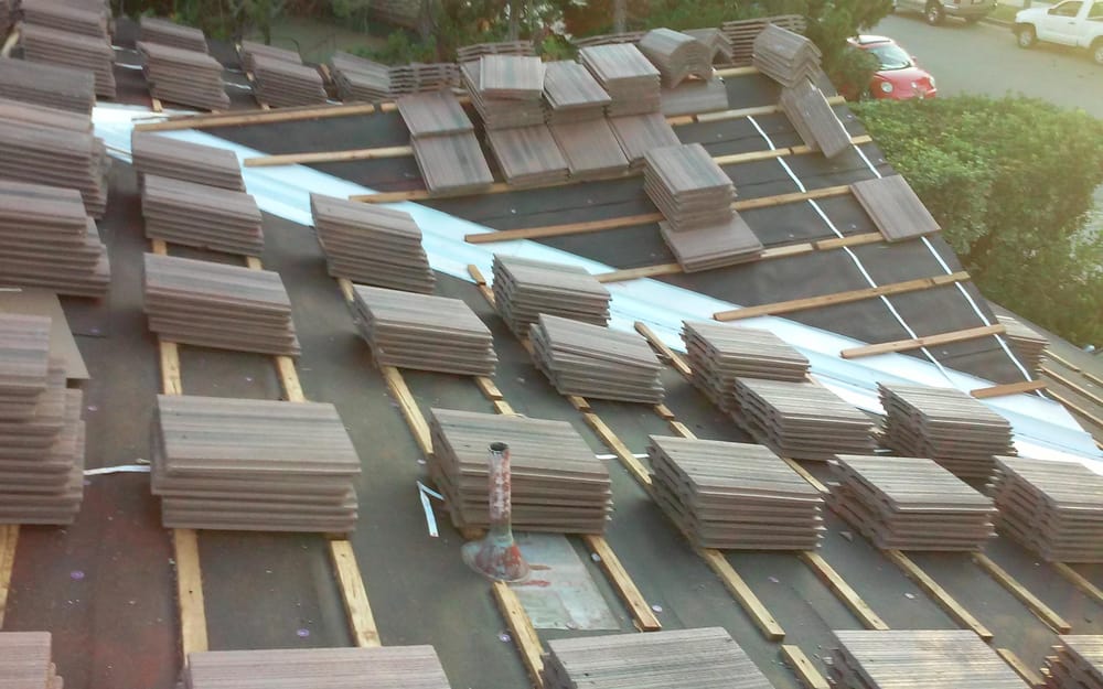 Slide of G S R Roofing