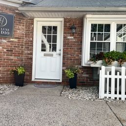 Exterior photo of Hair Luxe Studio - Rocky Hill, Connecticut Exterior photo of Hair Luxe Studio - Rocky Hill, Connecticut