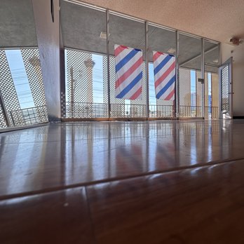 Playerstouch Studio - Views from the inside - Barbers Near Me - Las Vegas, Nevada