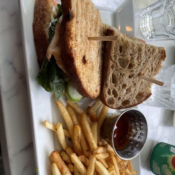 Blue Daisy - Chicken Breast Sandwich - Creperies Near Me - Santa Monica, California Blue Daisy - Chicken Breast Sandwich - Creperies Near Me - Santa Monica, California