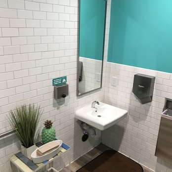 Bolay - Mad clean bathrooms yo. Not to mention that dyson hand dryer stuntin in the back - New American Near Me - Gainesville, Florida Bolay - Mad clean bathrooms yo. Not to mention that dyson hand dryer stuntin in the back - New American Near Me - Gainesville, Florida