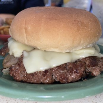 Stanley's Restaurant - Mushroom Cheeseburger - Seafood Near Me - Central Falls, Rhode Island