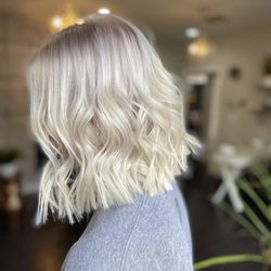 Avae Salon