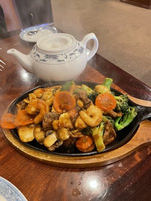 Dengs Garden by null