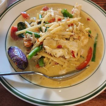 Plue - Green curry - Thai Near Me - New York, New York Plue - Green curry - Thai Near Me - New York, New York