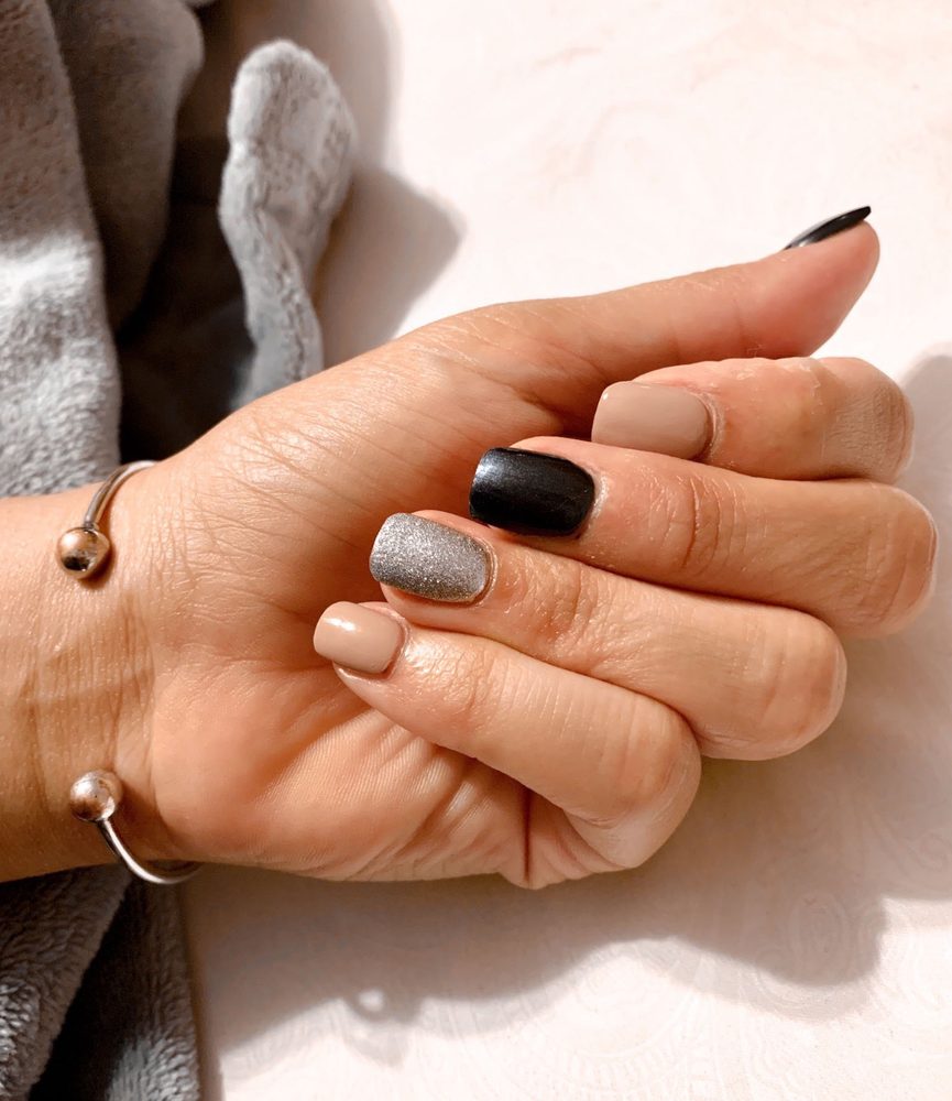 EMPRESS NAILS 87 Photos & 62 Reviews 8W Gartner Rd, Naperville