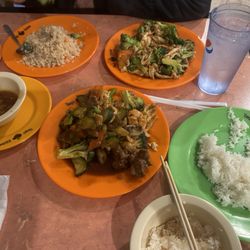 Yang's Kitchen Chinese Restaurant