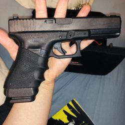 SDS Guns - It's 5: o'glock somewhere