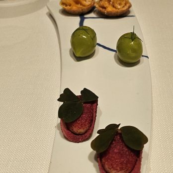 Tour d'Argent - Canapés - French Near Me - Paris, 75