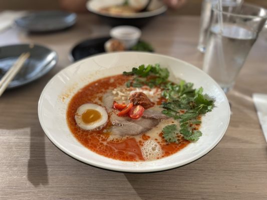 Sazan Ramen by null