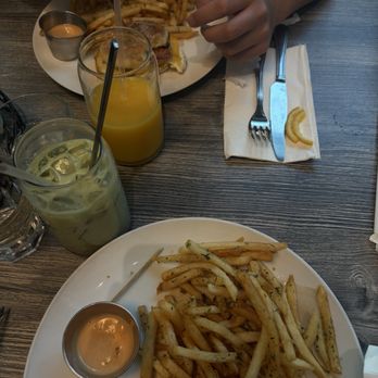 Mr East Kitchen - Breakfast & Brunch Near Me - San Francisco, California Mr East Kitchen - Breakfast & Brunch Near Me - San Francisco, California