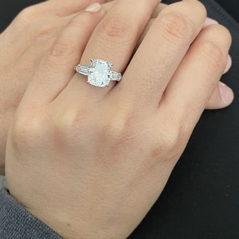 Dana Walden Bridal - Jewelry Near Me - Manhattan, New York