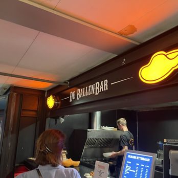 De Ballenbar - Food Stands Near Me - Amsterdam, New Hampshire