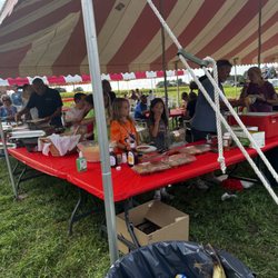 TJ's Catering - Dinner is served!