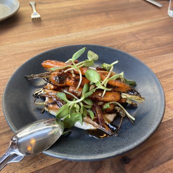 Pomet - Roasted carrots - New American Near Me - Oakland, California