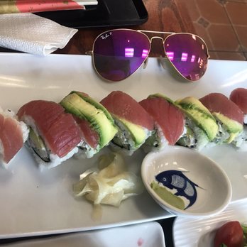 Honolulu Sushi - The biggest roll I have ever seen!! - Sushi Bars Near Me - Honolulu, Hawaii