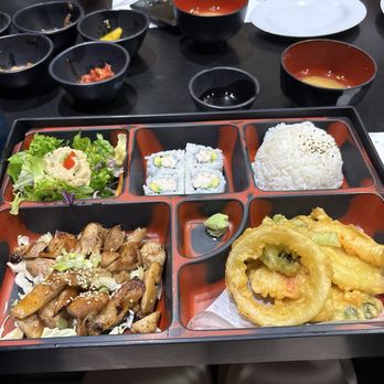 Mansun Sushi - Chicken lunch box - Japanese Near Me - Walnut, California Mansun Sushi - Chicken lunch box - Japanese Near Me - Walnut, California